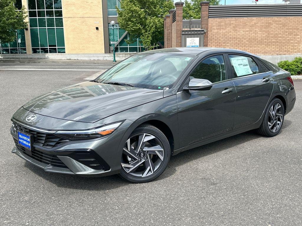 2026 Hyundai Elantra 2.0 Limited IVT's photo