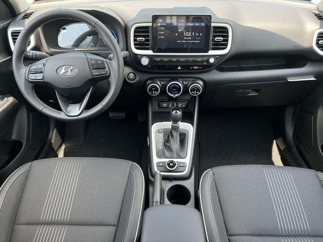 New 2026 White Hyundai SEL w/Two-Tone Roof image 17