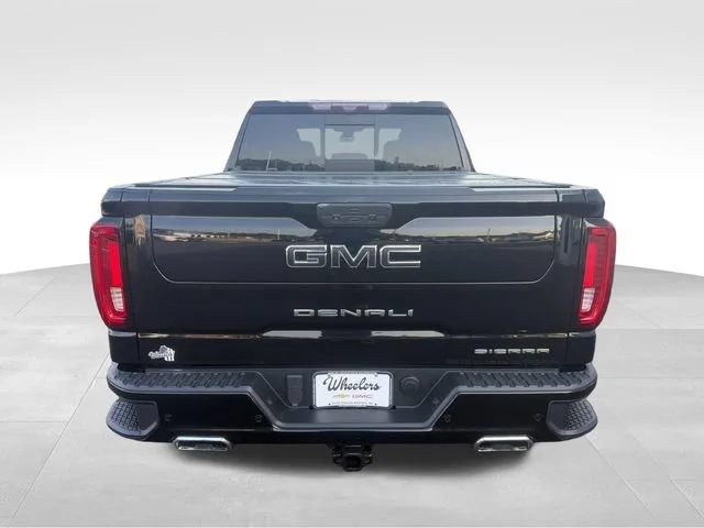 Used 2020 Onyx Black GMC Denali image 4