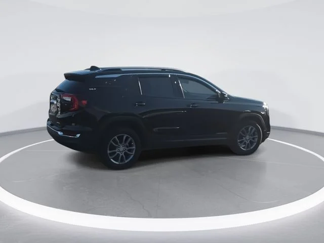 Used 2024 Black GMC SLT image 8