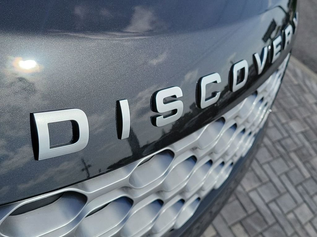 2025 Land Rover Discovery Metropolitan Edition - Photo 9