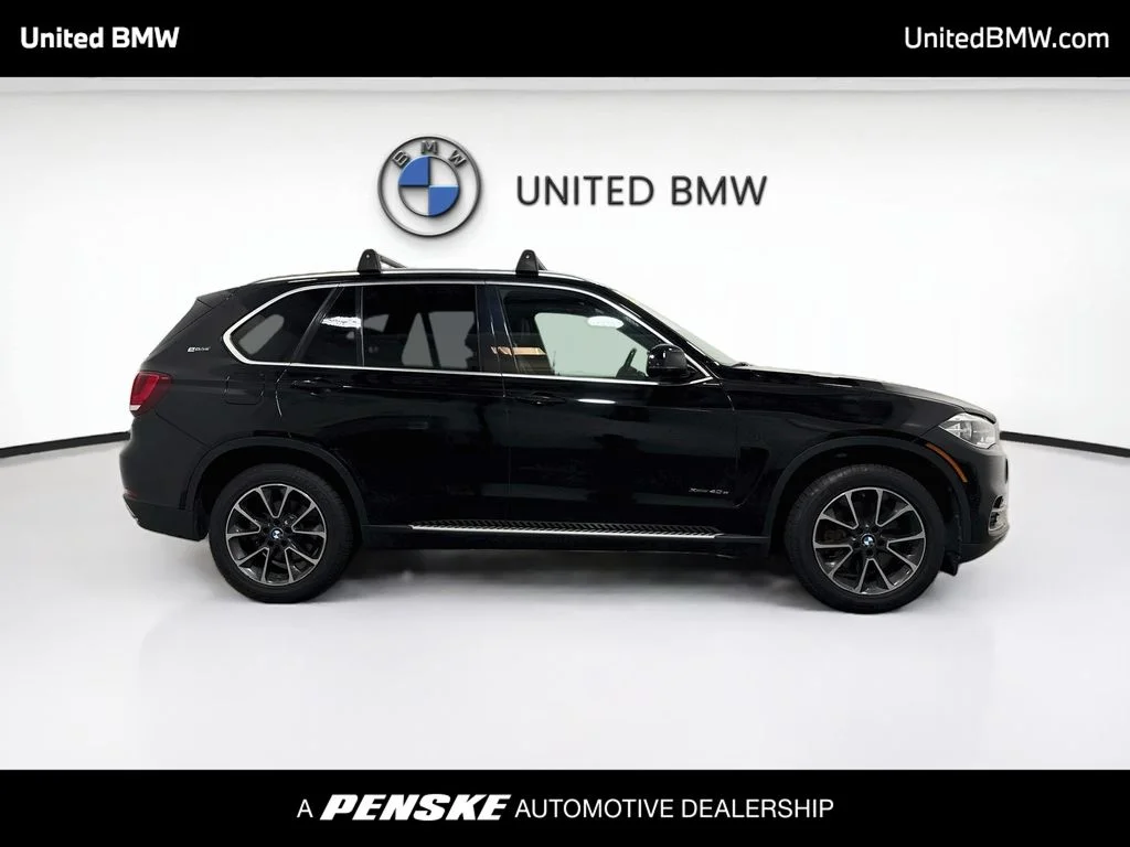 Used 2017 Jet Black BMW xDrive40e image 4