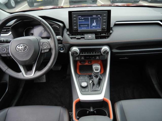 Certified Used 2022 RUBY FLARE PEARL Toyota  image 11