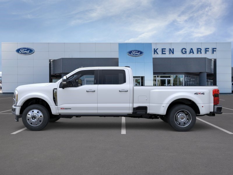 New 2026 Star White Metallic Tri-Coat Ford Platinum image 3