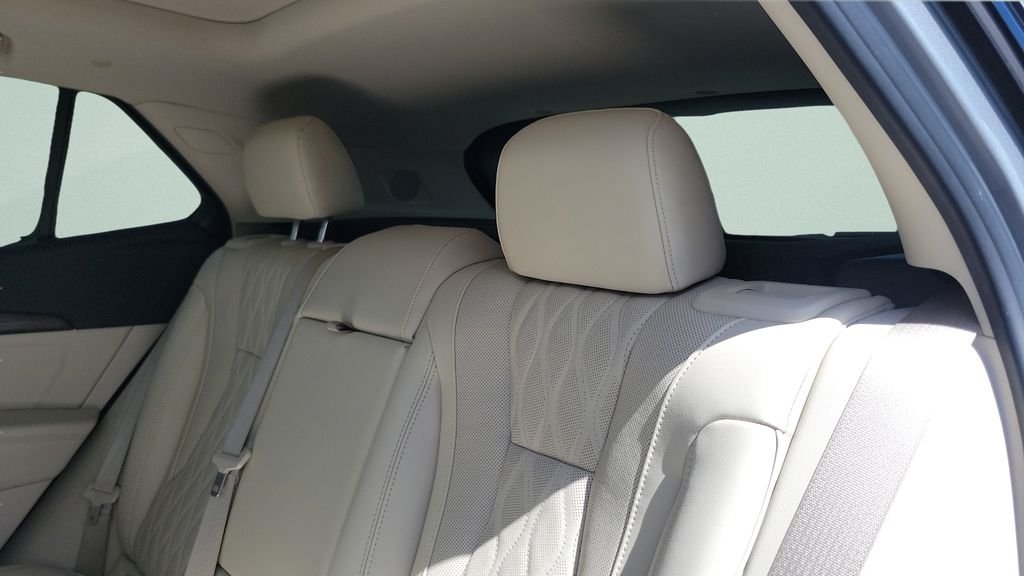 Used 2023 Gray Buick Avenir image 10