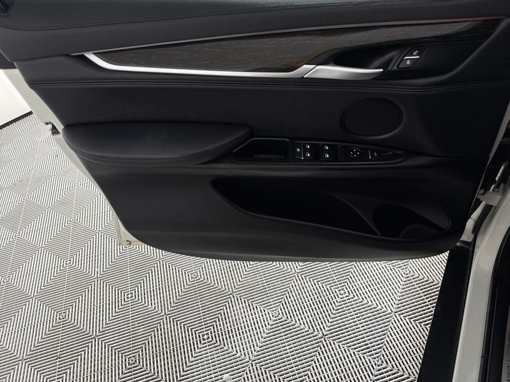 2015 BMW X6 sDrive35i - Photo 10