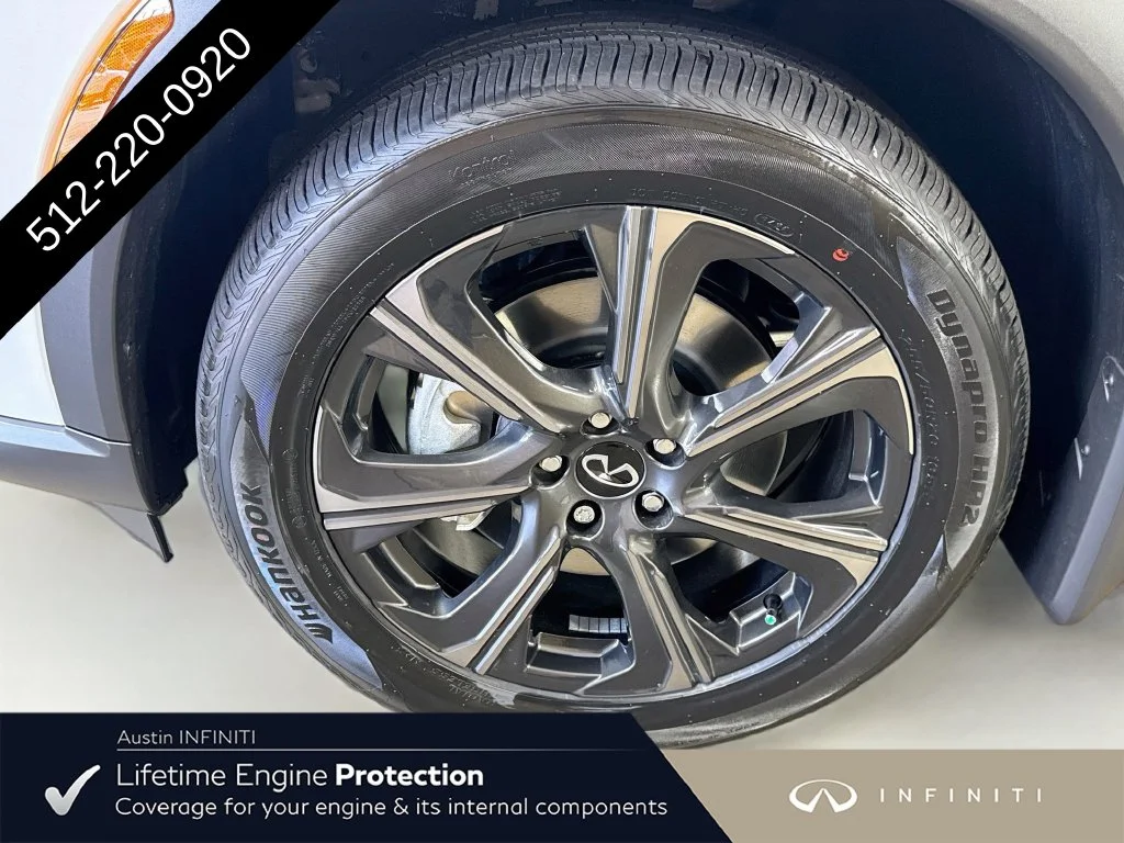 New 2027 White INFINITI Autograph image 43