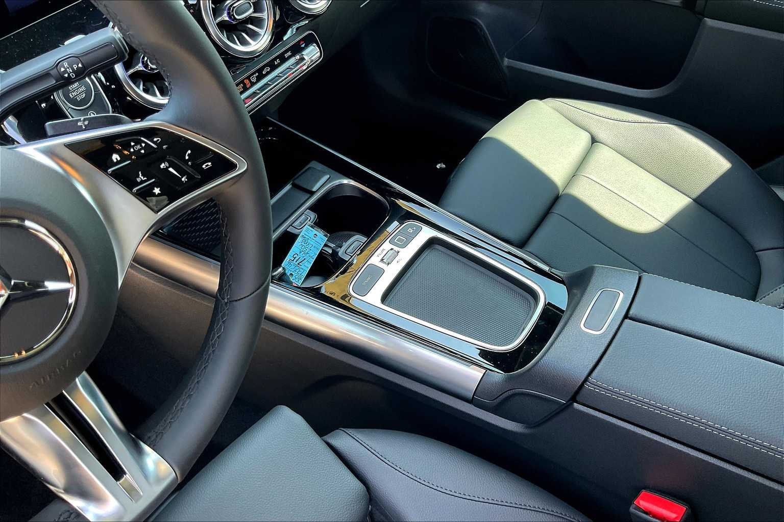 Certified Used 2025 Cirrus Silver Metallic Mercedes-Benz GLA 250 image 10