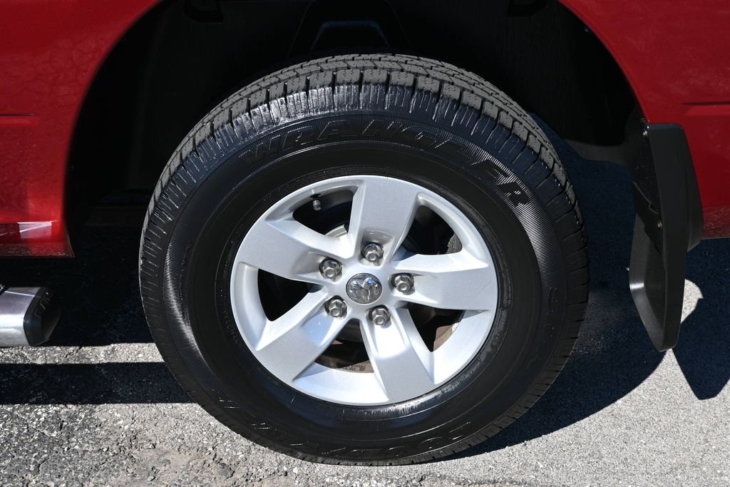 Used 2015 Deep Cherry Red Crystal Pearlcoat Ram Tradesman image 14
