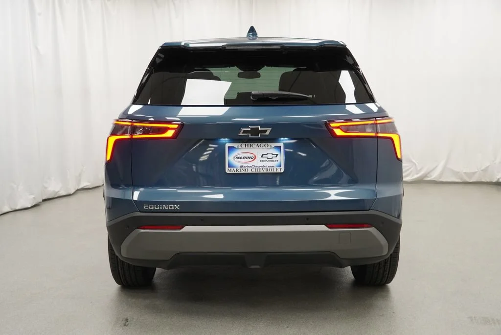 2027 Chevrolet Equinox LT - Photo 35