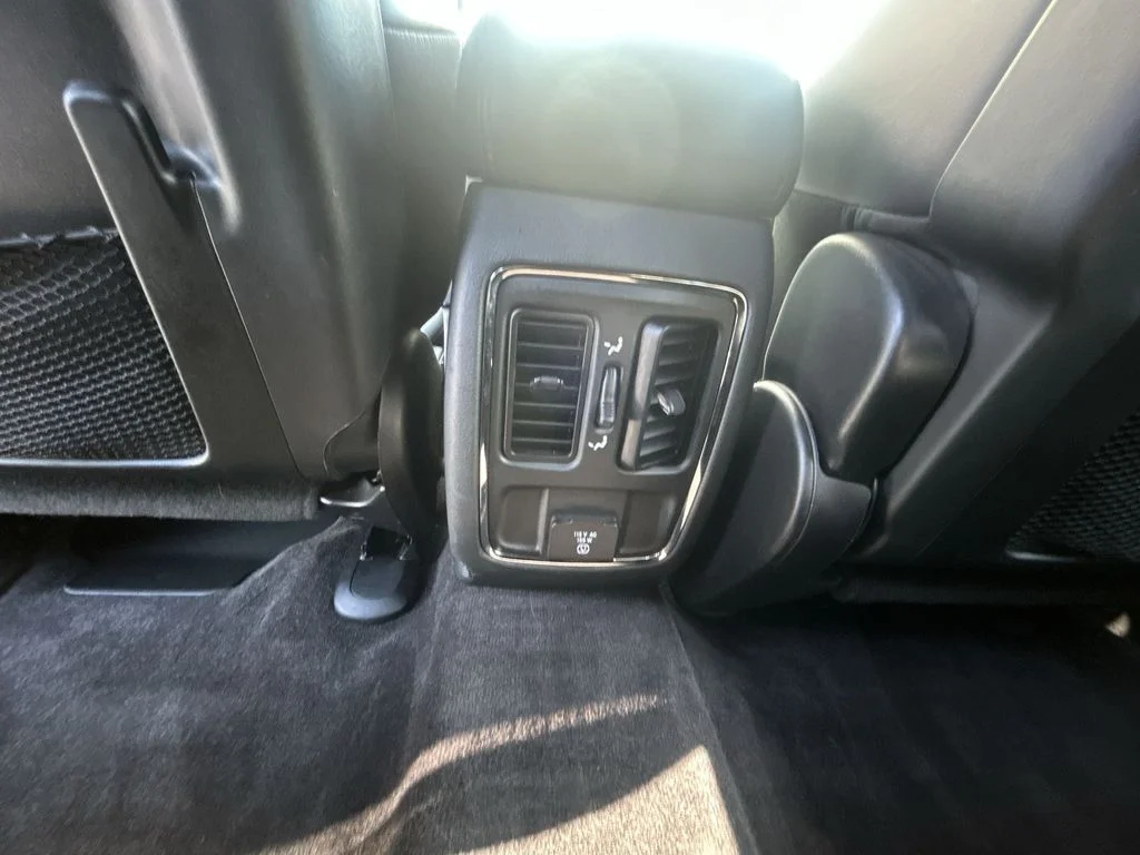 Used 2018 White Jeep Altitude image 13