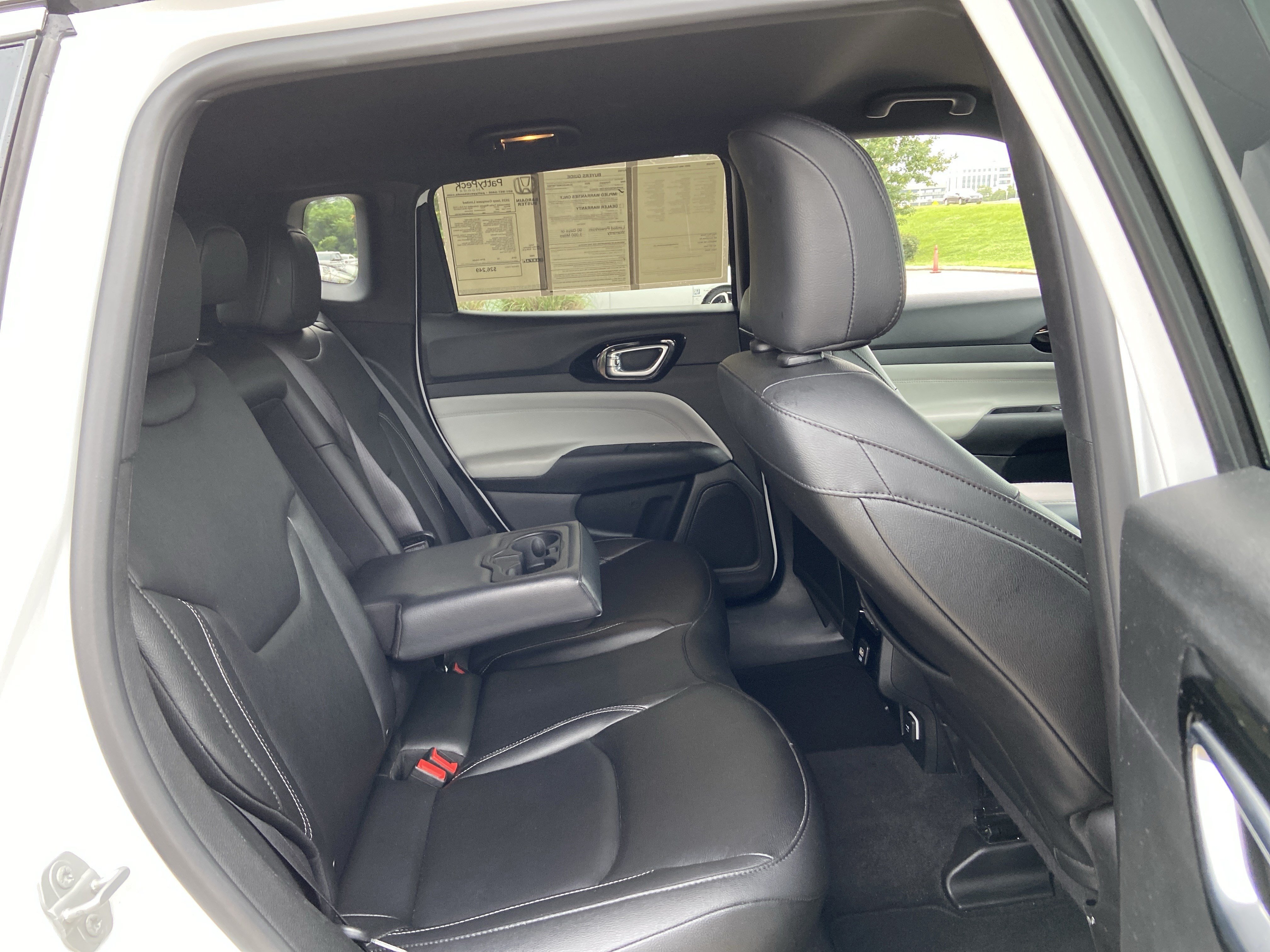 2025 Jeep Compass Limited - Photo 14