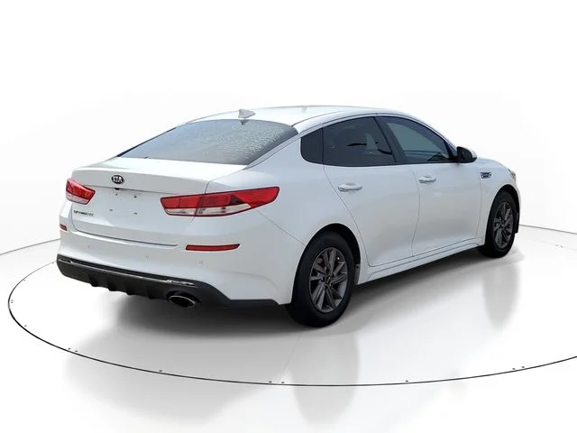 Used 2020 White Kia LX image 6