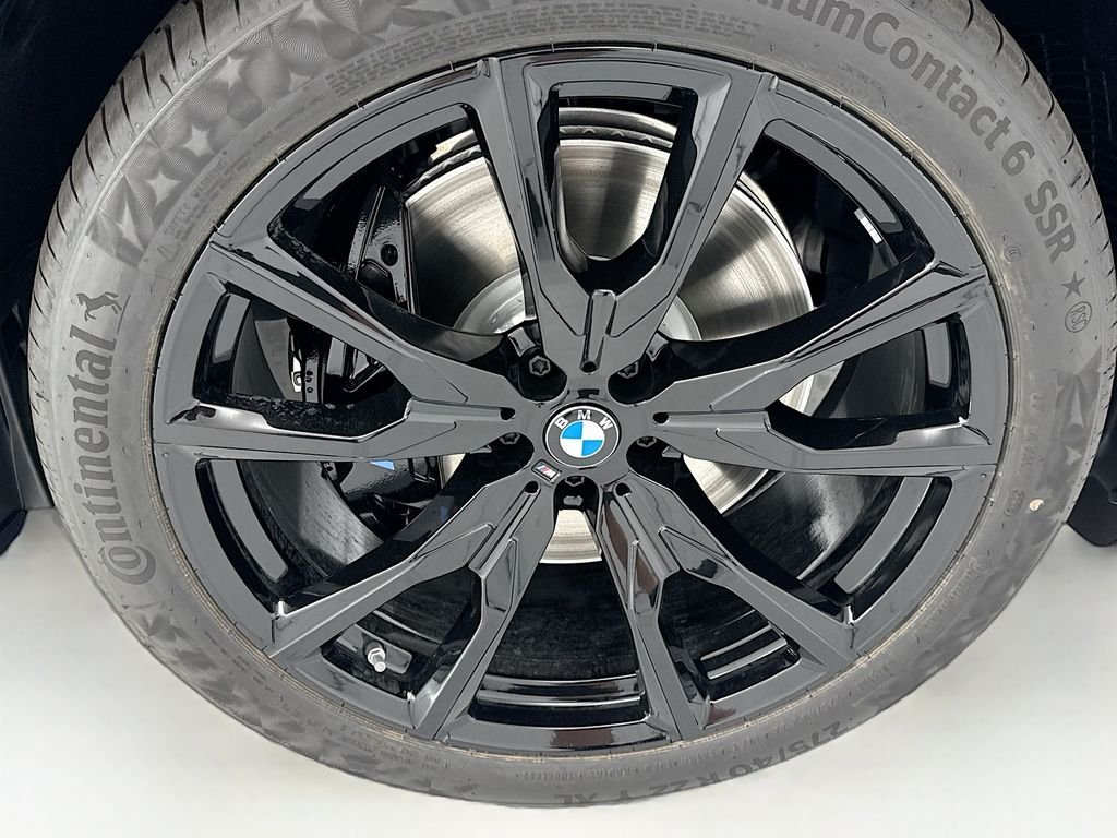 New 2027 Blue BMW M60i image 31