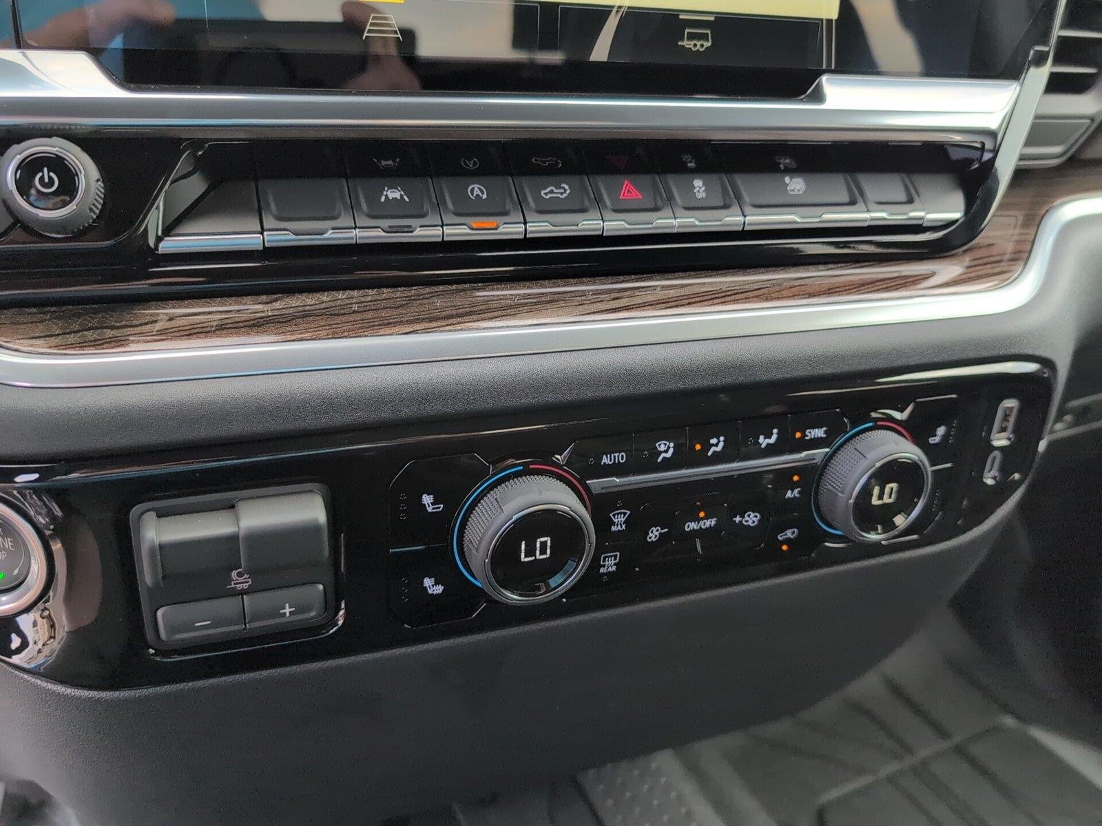 2026 Chevrolet Silverado 1500 RST - Photo 18