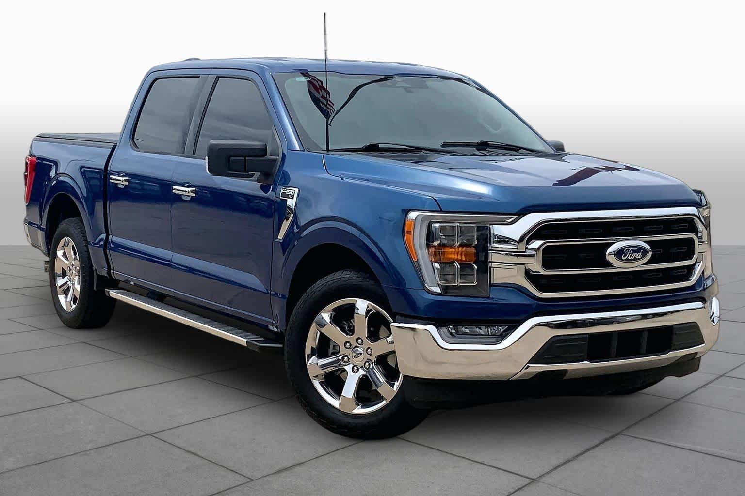 Used 2023 Atlas Blue Ford XLT image 2