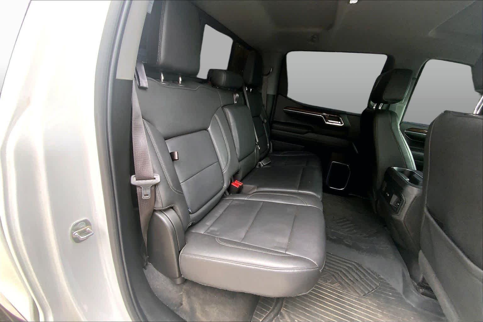 Used 2024 Summit White Chevrolet RST image 20