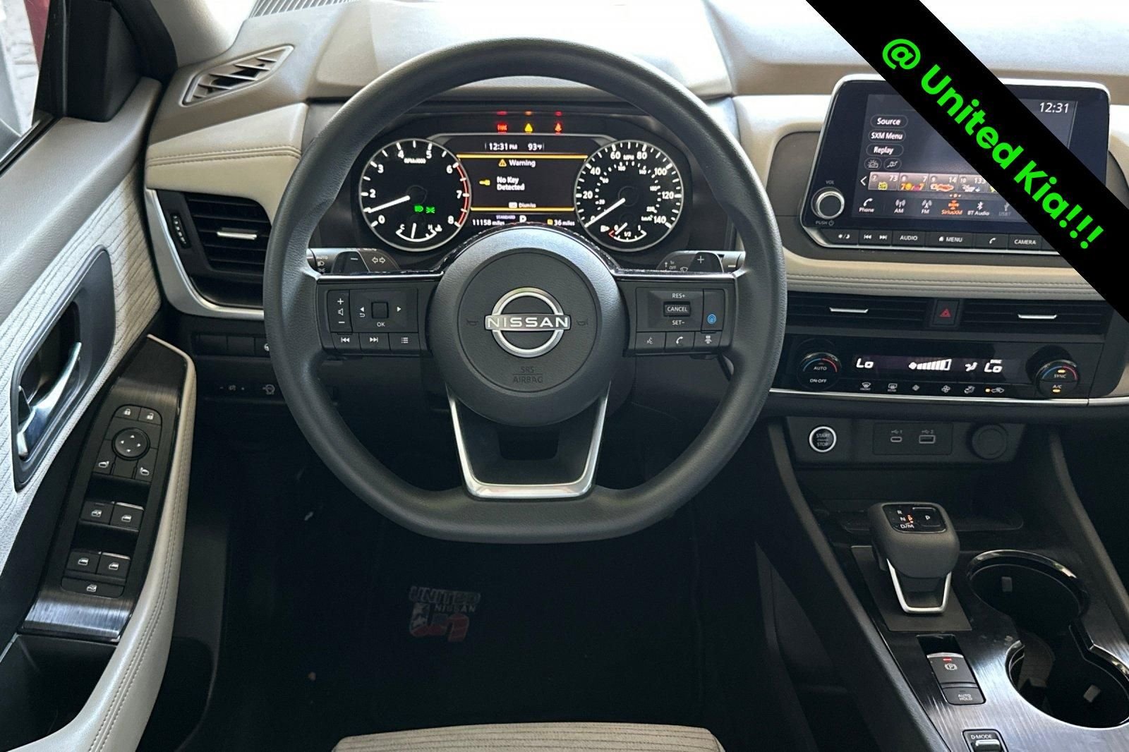 2023 Nissan Rogue SV - Photo 14