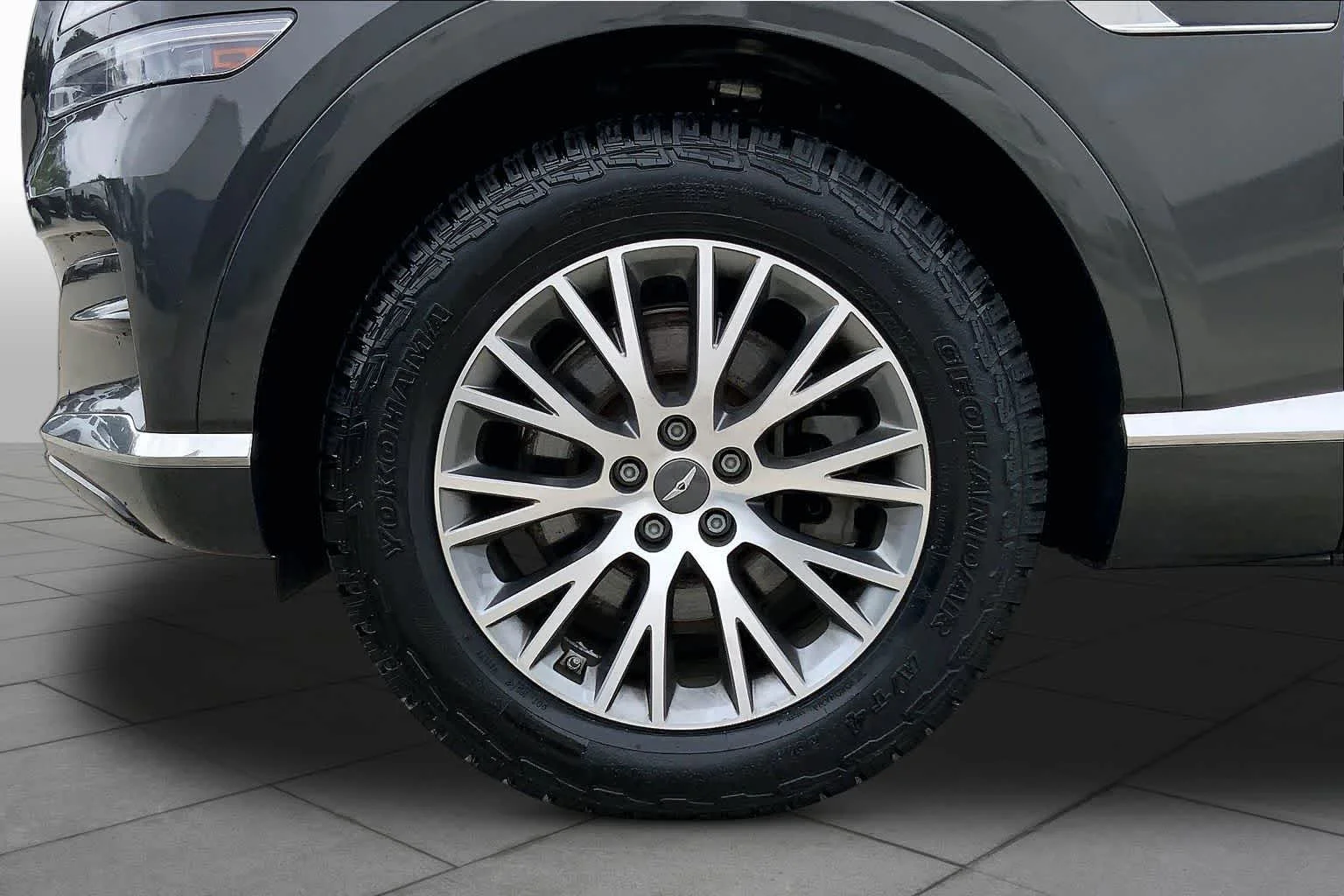 Used 2024 Makalu Gray Genesis  image 11