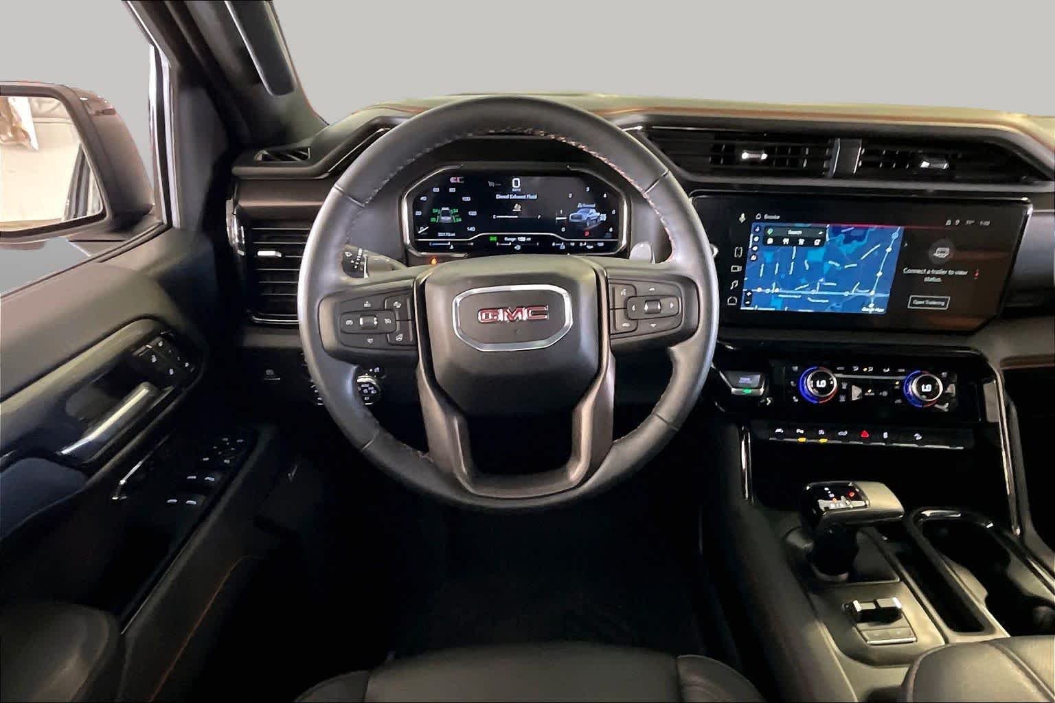 Used 2025 Onyx Black GMC AT4 image 5