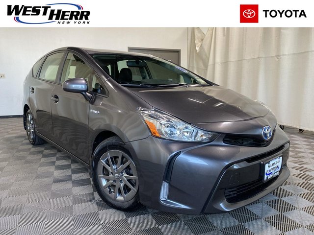 2017 Toyota Prius v Four