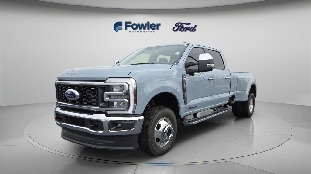 New 2026 Glacier Gray Metallic Tri-Coat Ford F-350® Lariat® image 3