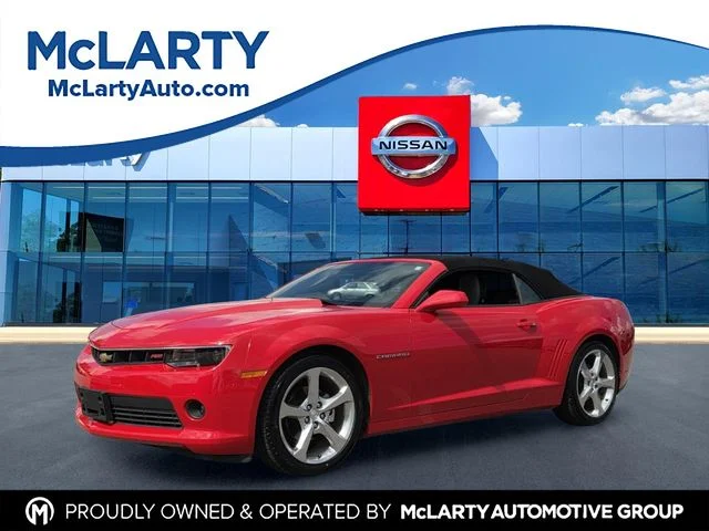 Used 2015 Red Chevrolet 2LT image 1