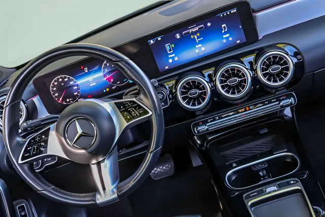 2025 Mercedes-Benz CLA CLA 250 - Photo 21