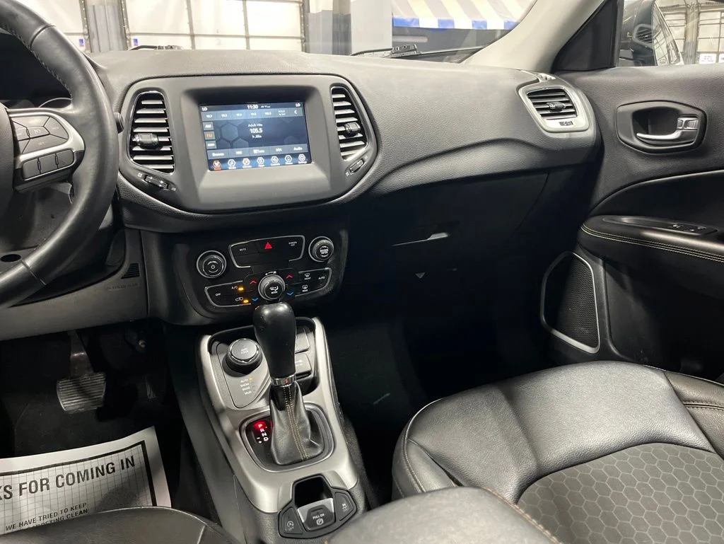 Used 2019 White Clearcoat Jeep Latitude image 30