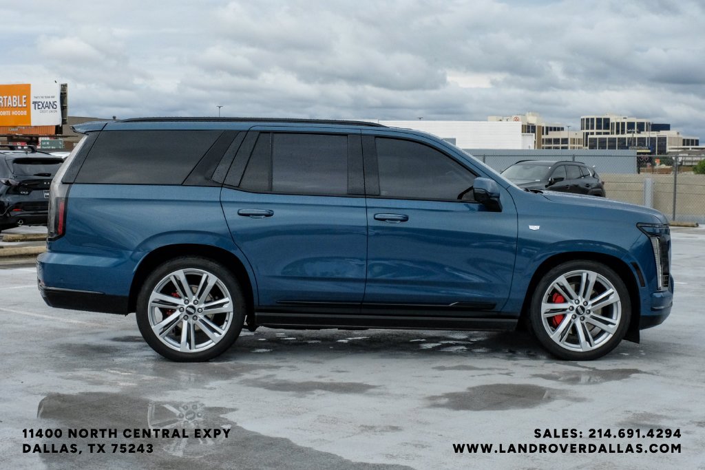Used 2025 Deep Sea Metallic Cadillac Sport image 5