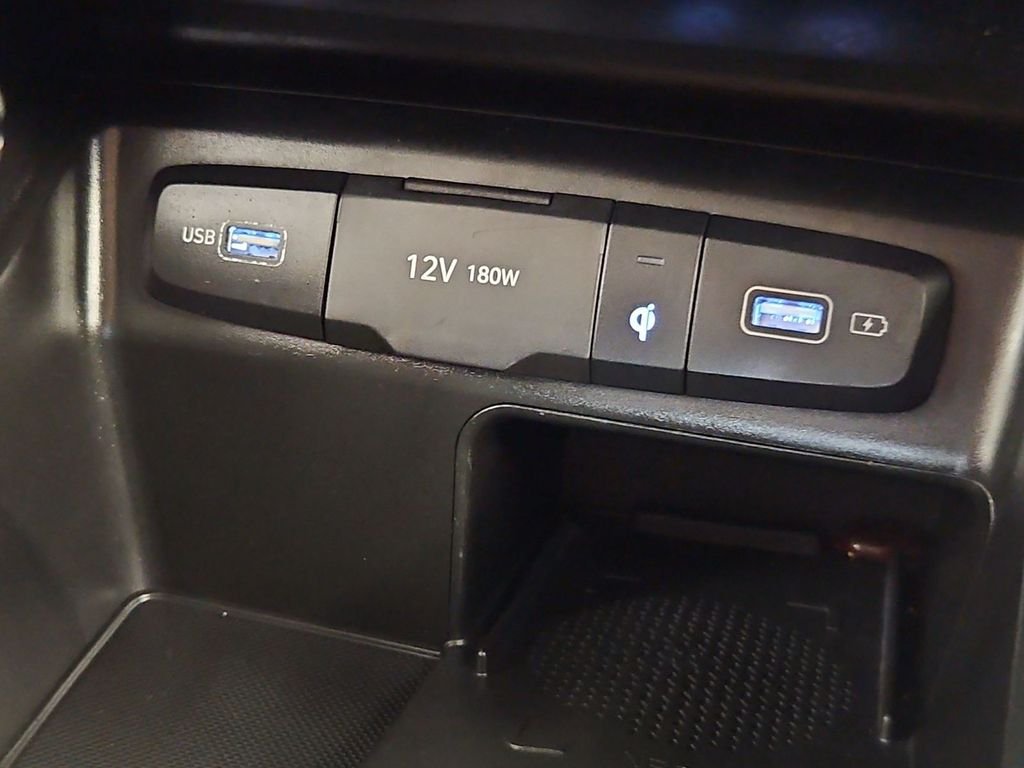 Used 2024 Silver Hyundai SEL image 33
