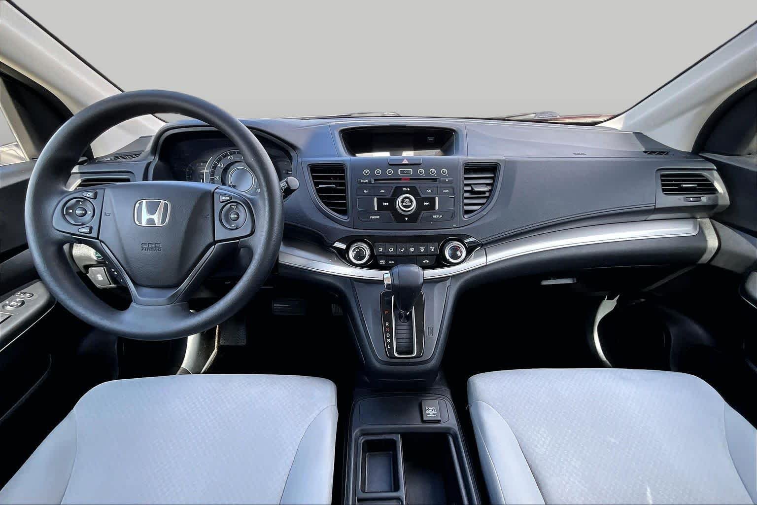 Used 2015 Alabaster Silver Metallic Honda LX image 16