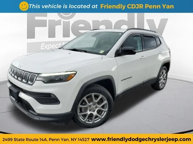 2022 Jeep Compass Latitude Lux 4X4's photo