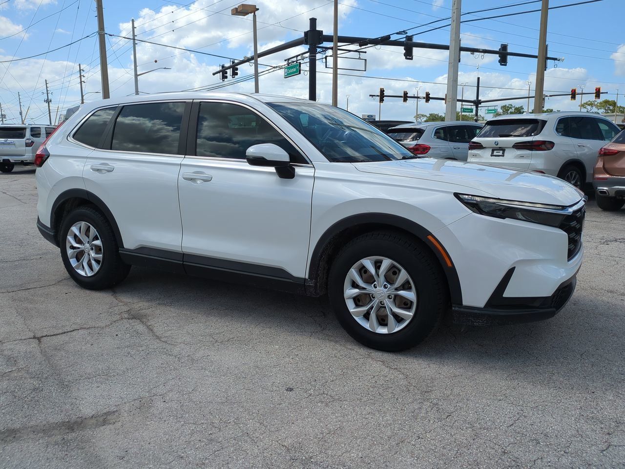 2023 Honda CR-V LX 2WD's photo