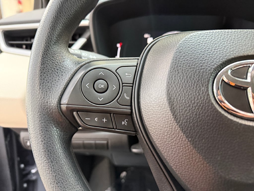Used 2026  Toyota LE image 24