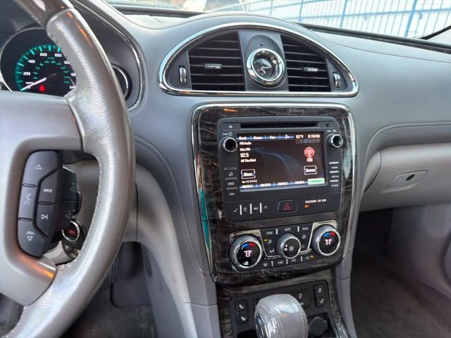 Used 2013 Cyber Gray Metallic Buick Leather image 4