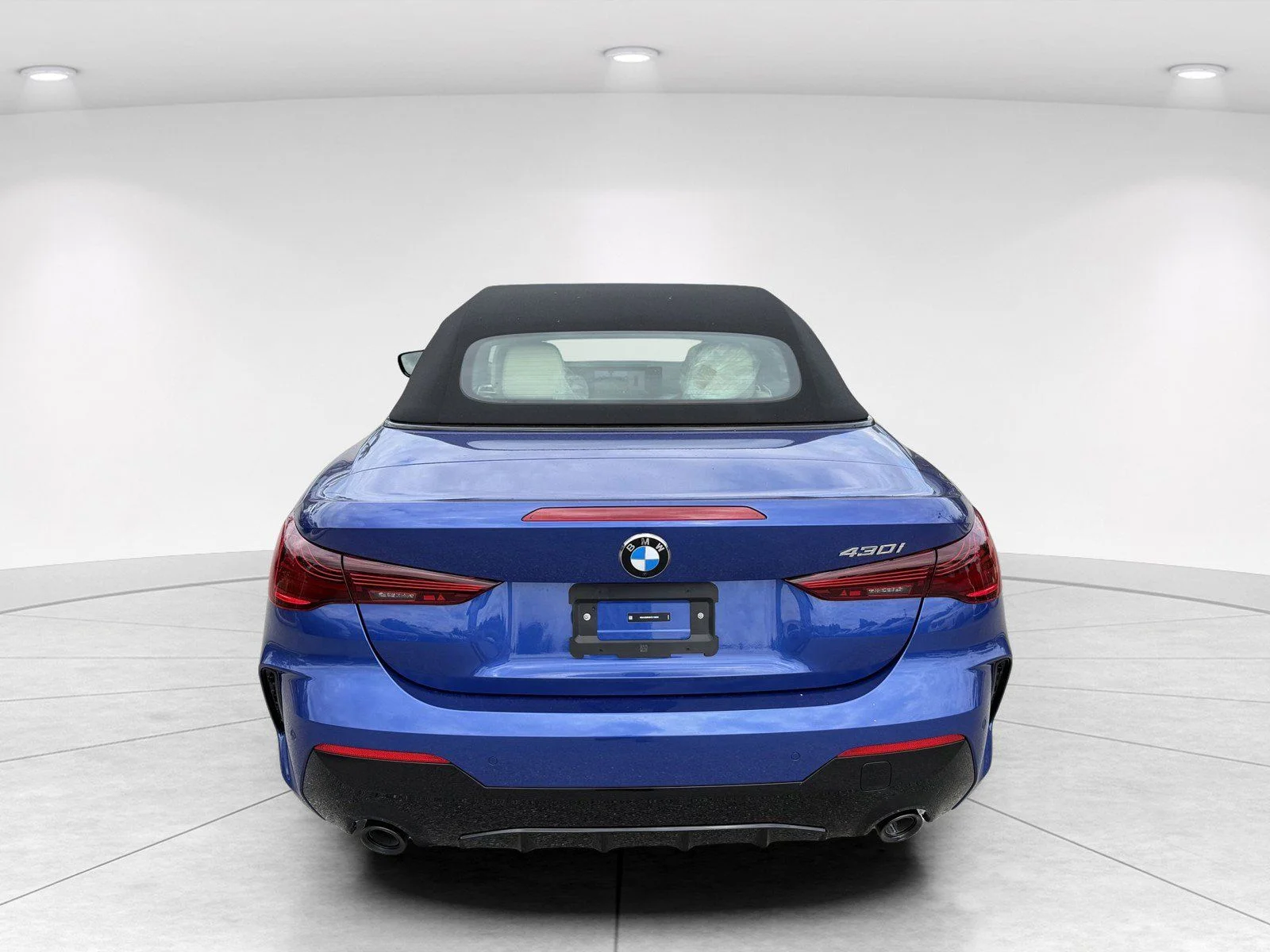New 2027 Portimao Blue Metallic BMW 430i image 6