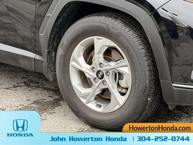 Used 2024 Black Hyundai SEL image 28