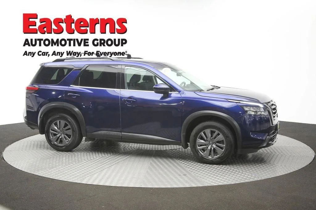 Used 2023 Blue Nissan SV image 50