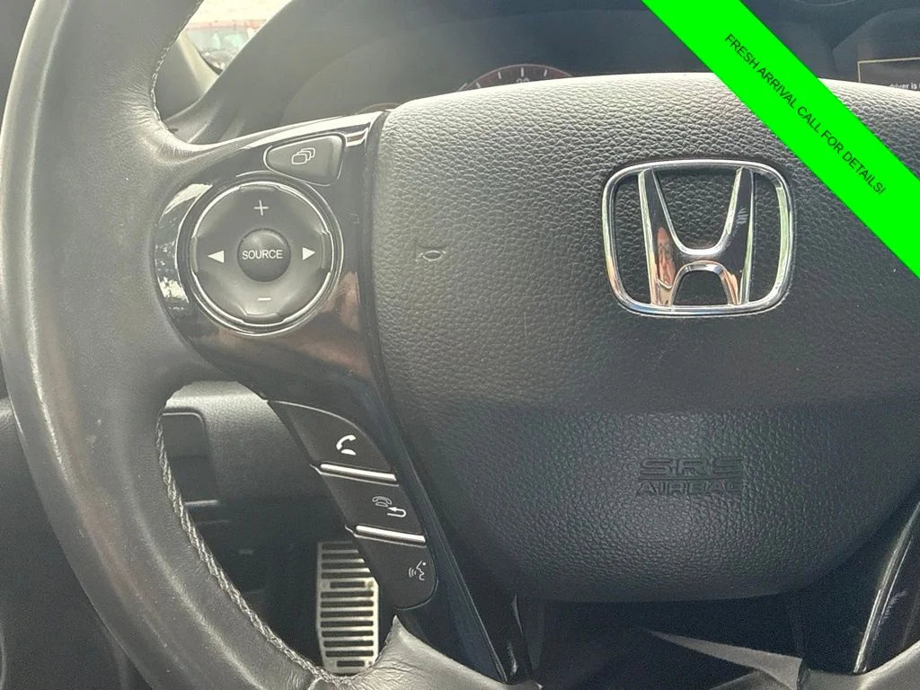 Used 2017  Honda Sport image 18