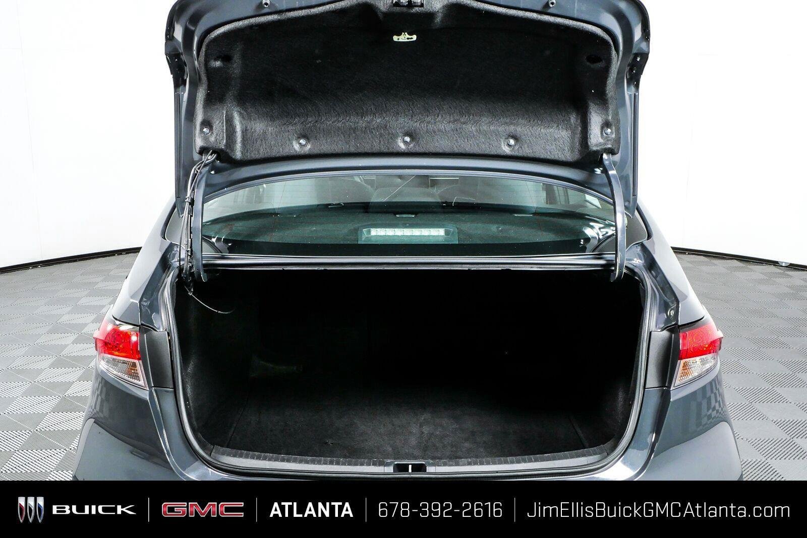 Used 2023 Underground TOYOTA LE image 29