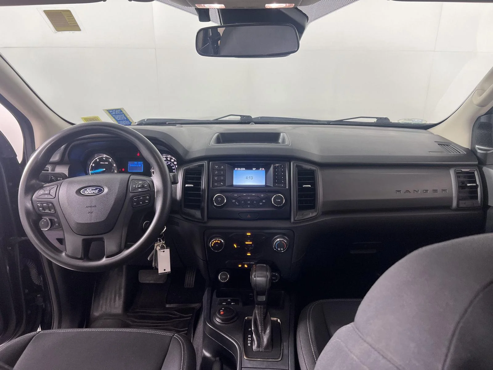 Used 2020 Shadow Black Ford XL image 3