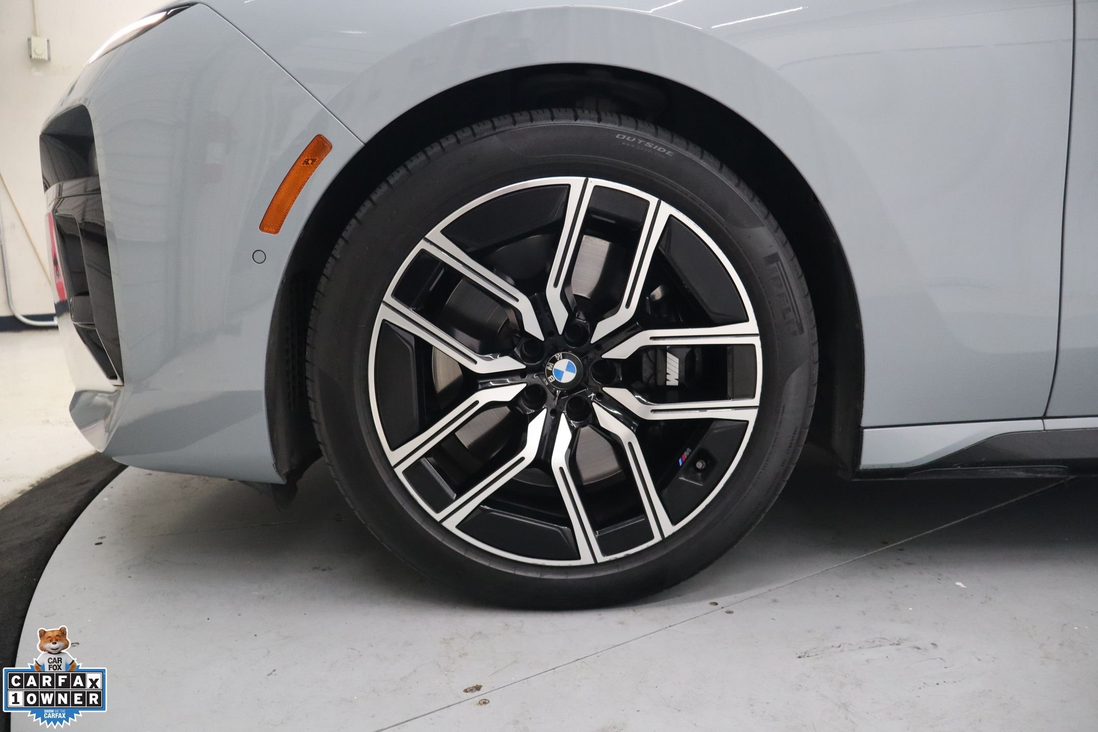 Used 2026 Black BMW 740i xDrive image 10
