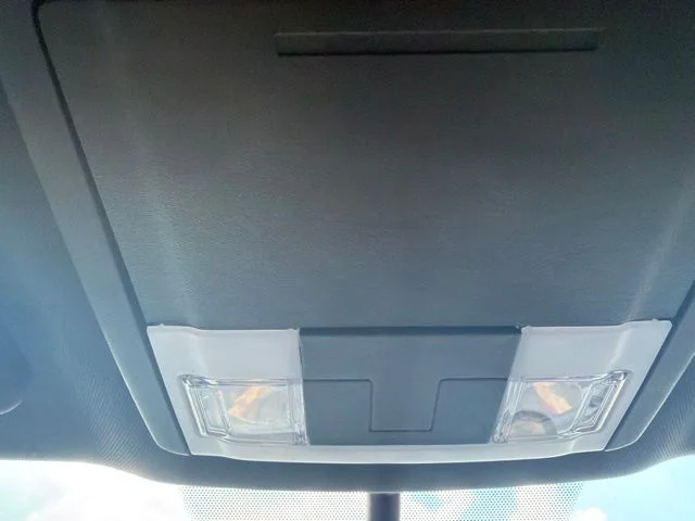 Used 2019 Silver Ford XLT image 27