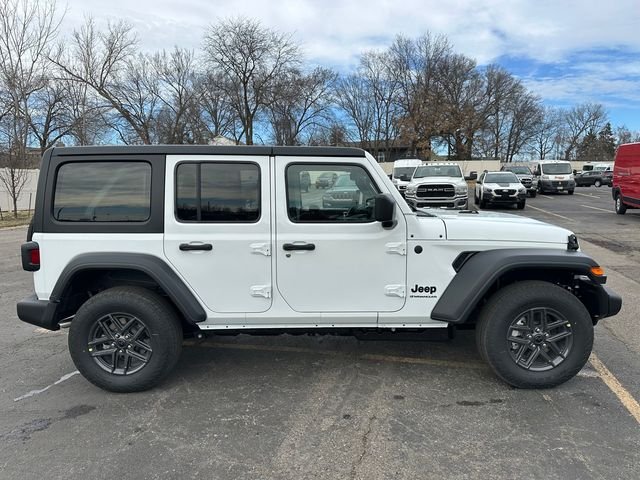 New 2026 Bright White Clear-Coat Exterior Paint Jeep Sport S image 4