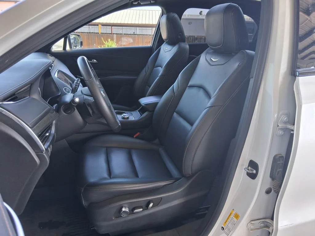 Used 2023 CRYSTAL WHITE TRICOAT Cadillac FWD Sport image 18