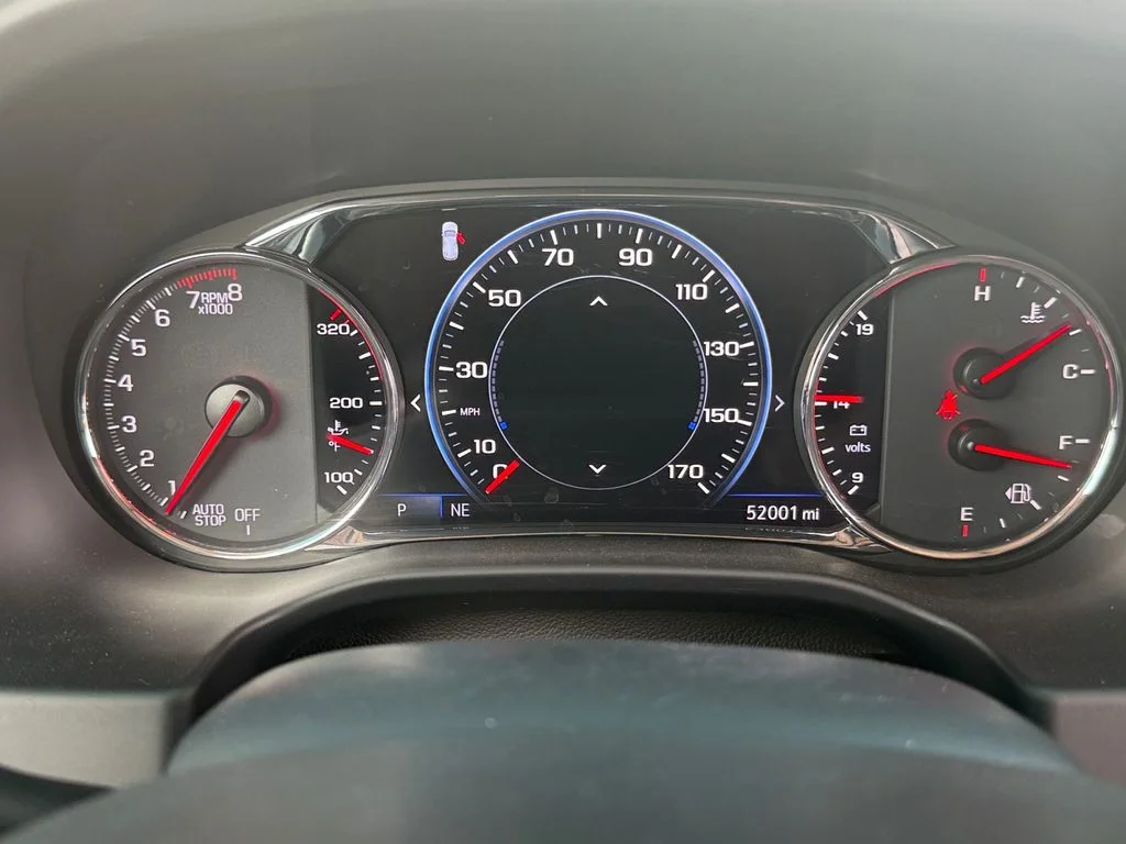 Used 2023 White GMC Denali image 14