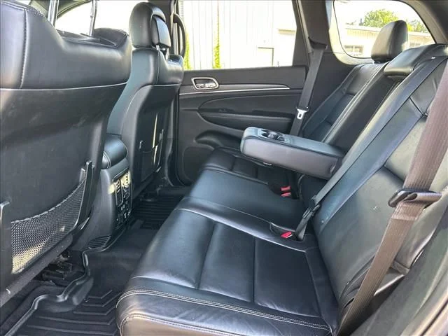 Used 2017 Blue Jeep Limited image 19