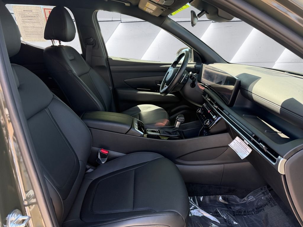 Used 2025 Green Hyundai XRT image 13