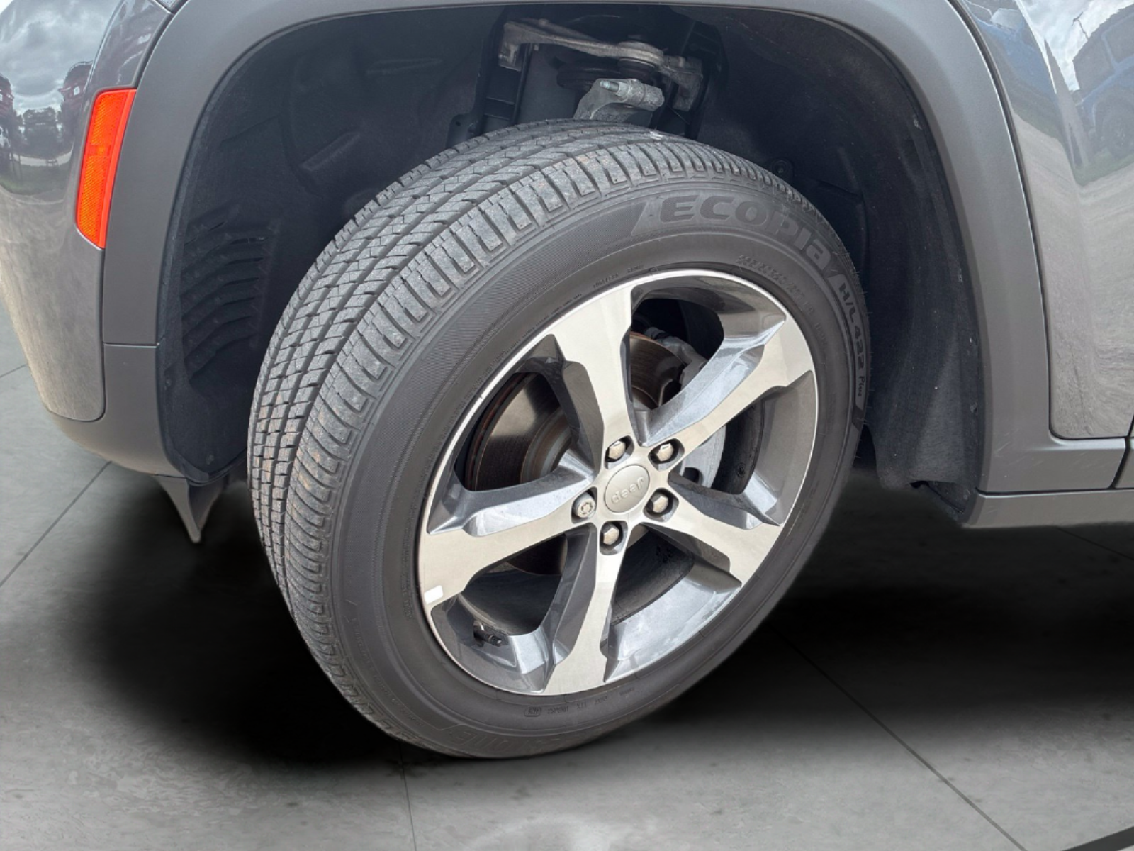 Used 2026 Gray Jeep Limited image 47